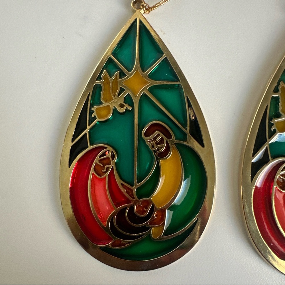 (2) Holy Family Stained Glass Window Teardrop Shape Gold Tone Xmas Ornament - Picture 2 of 15